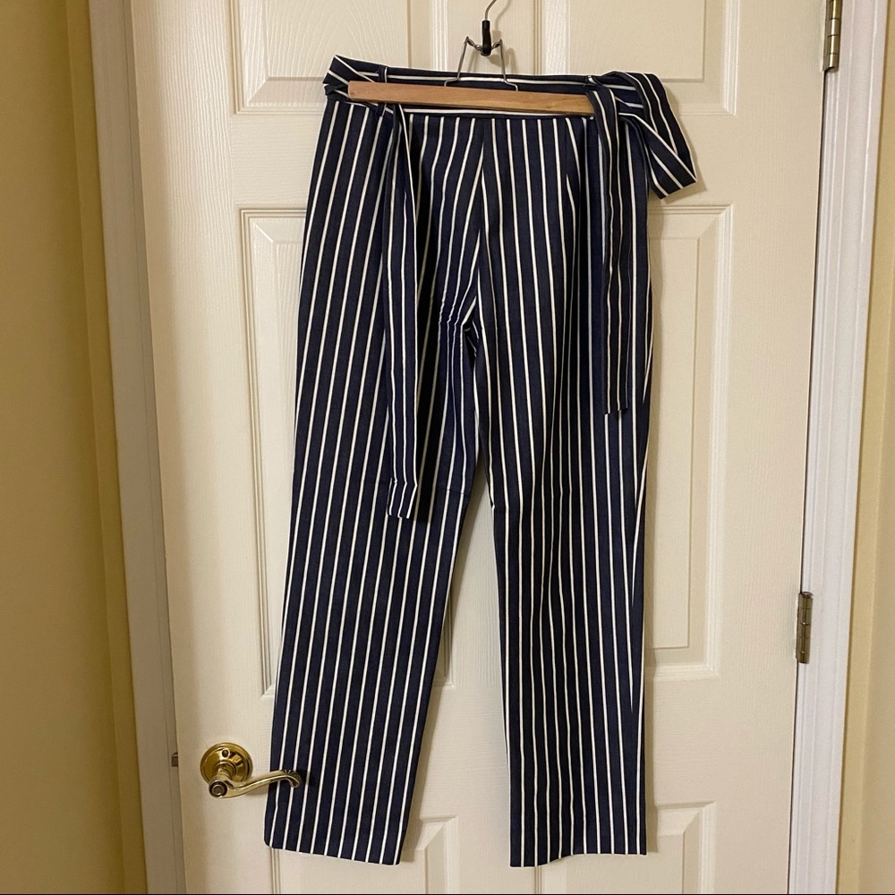 Antonio Melani 3/4 pants.